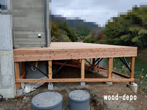 ウッドデッキ施工例130d